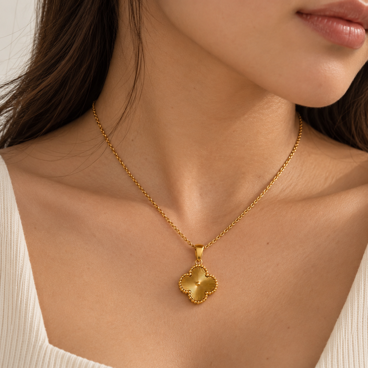 Avè Necklace